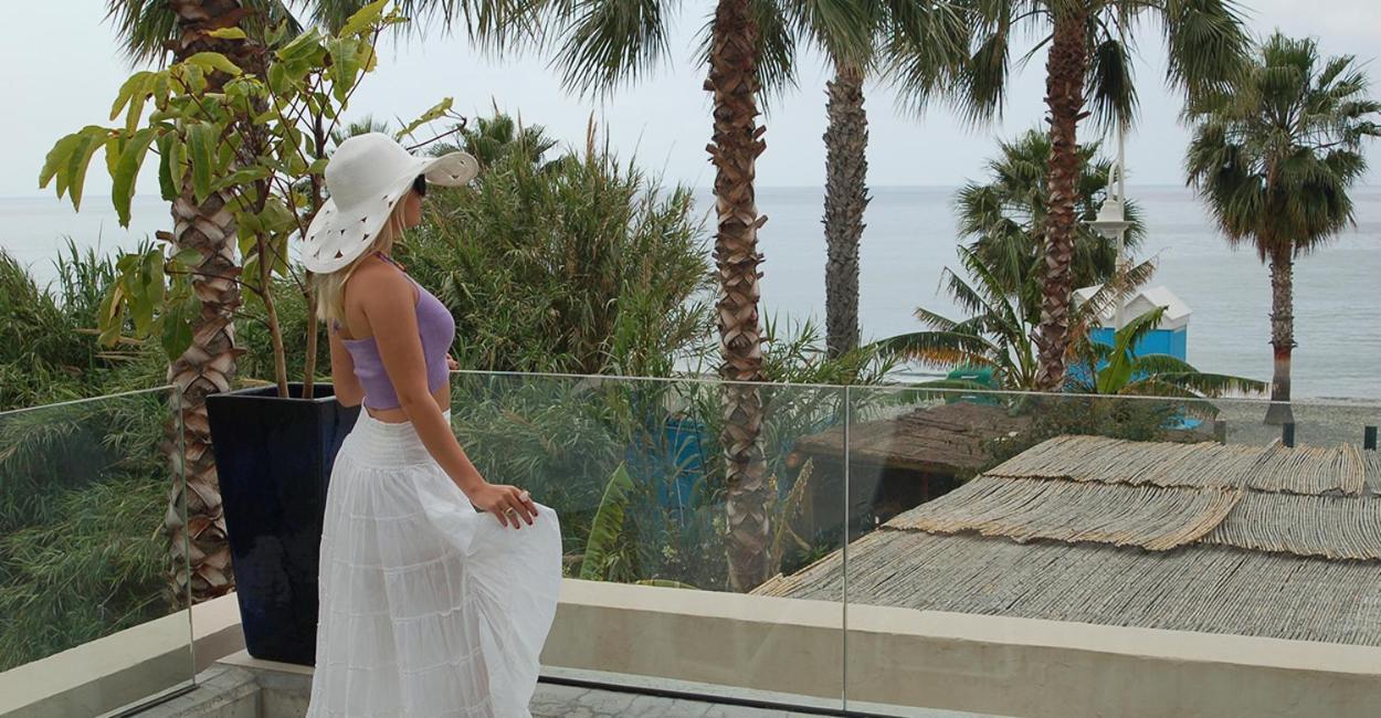 H Boutique Pena Parda Hotel La Herradura  Bagian luar foto